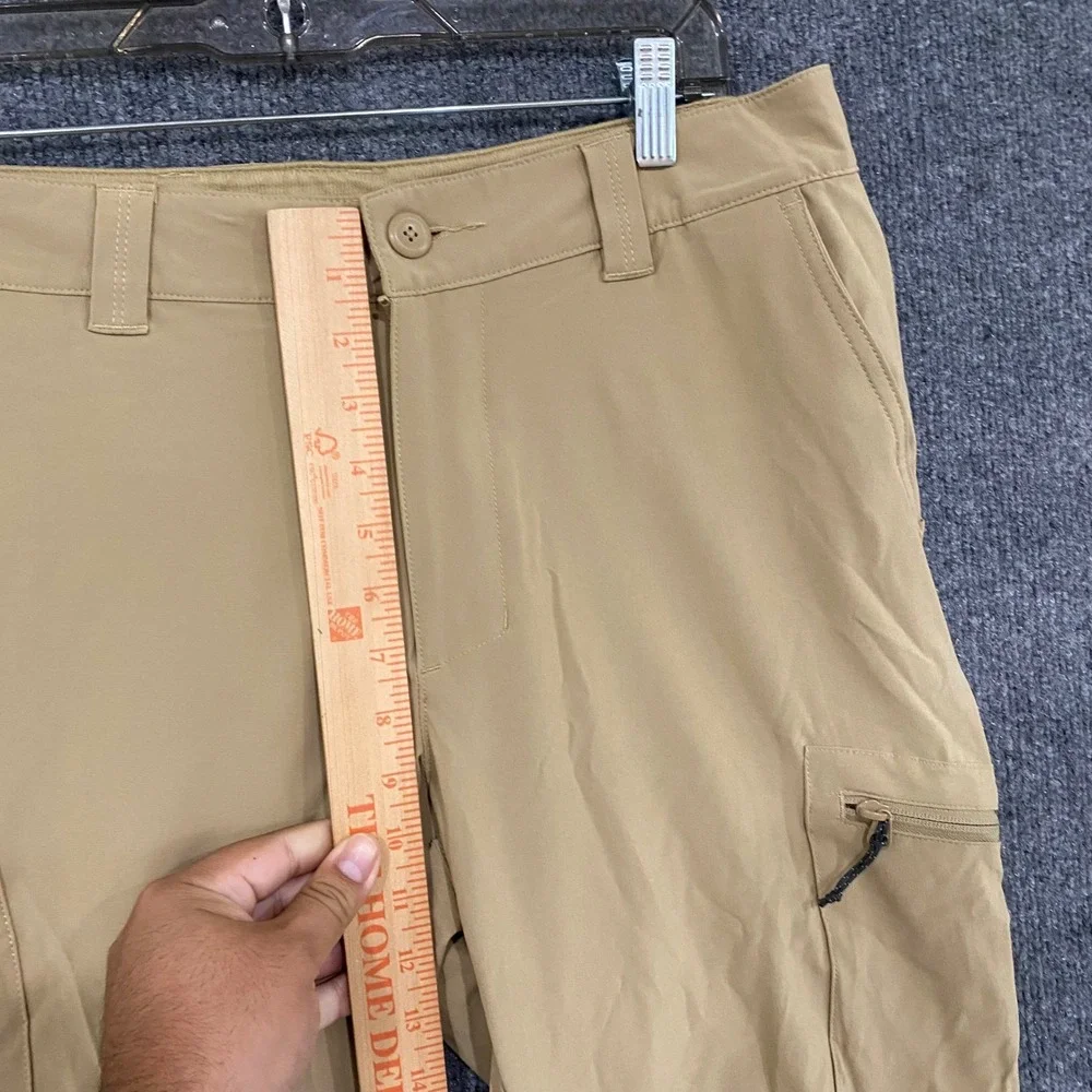 Columbia PFG Mens 32x30 Tan Khaki Performance Fishing Cargo Pants XM6670